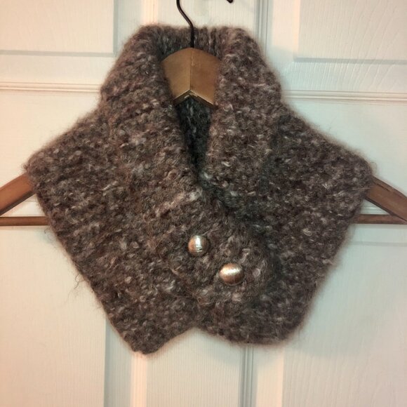 [Women/Teen] Hand Knit Cowl Neck Warmer Scarf Brown Fuzzy Toggle Button - Picture 2 of 4